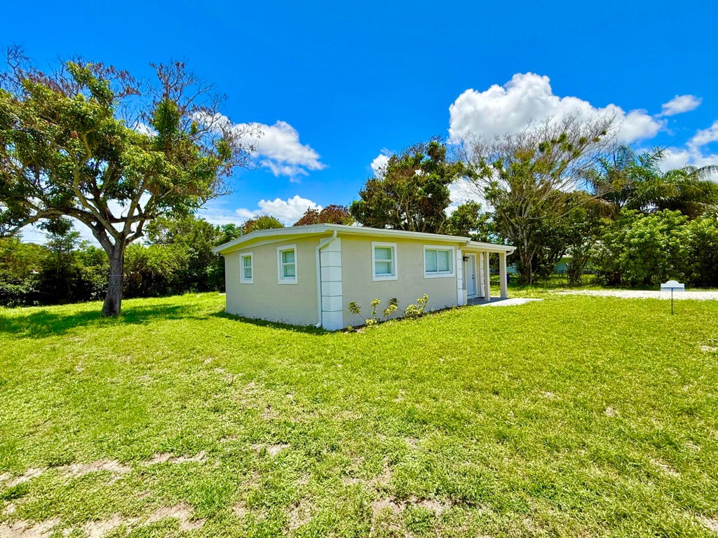 Photo of 8658 SE Anthion Way, Hobe Sound, FL 33455 (MLS # B26037516)