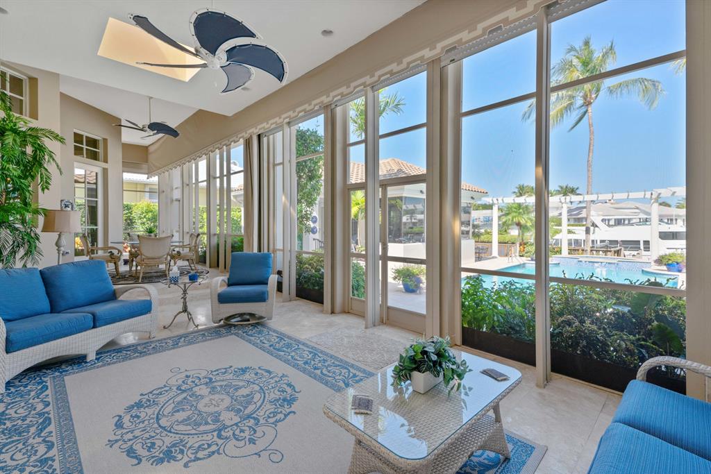 ADMIRALS COVE - Residential