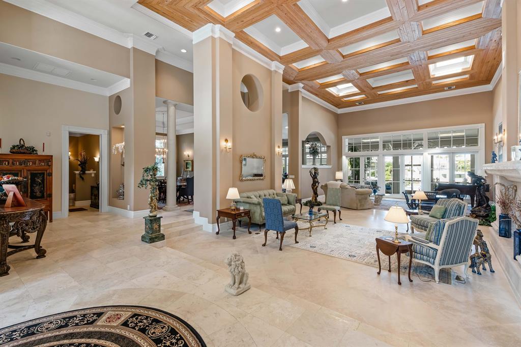 ADMIRALS COVE - Residential