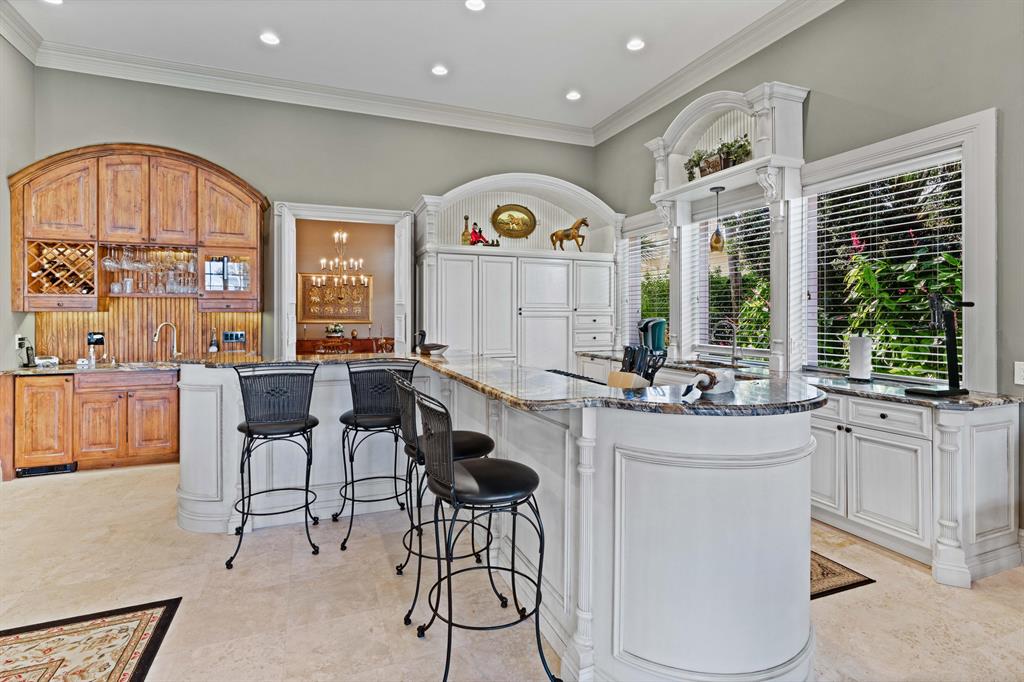 ADMIRALS COVE - Residential