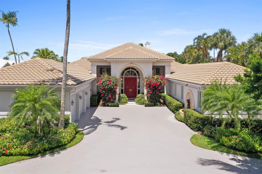 ADMIRALS COVE - Residential