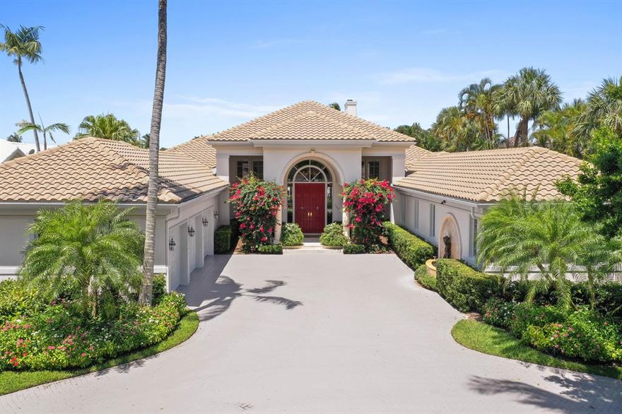 A truly unique custom built executive, single story home on over half an acre with wide water views looking down threeinterior waterways, very close to ICW.  Volume ceilings with a great feeling of open space.All generous sized rooms, fivebedrooms, six and one half bathsrooms, a unique guest house and a large 38 x18nsalt water pool.  Outdoor kitchen and a dock that will accomodate a 75 ft boat.  Take a good look at this.  You will buy it !!