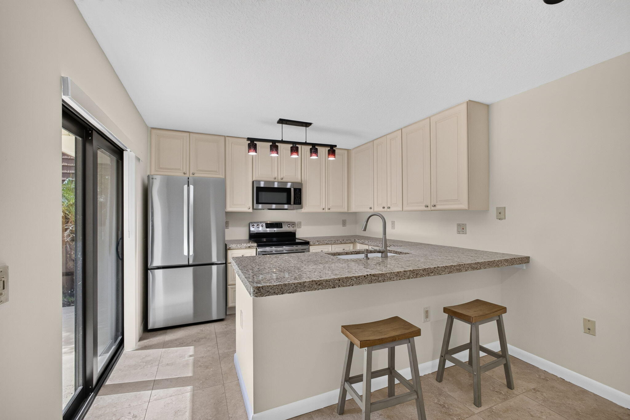2715 27th Court