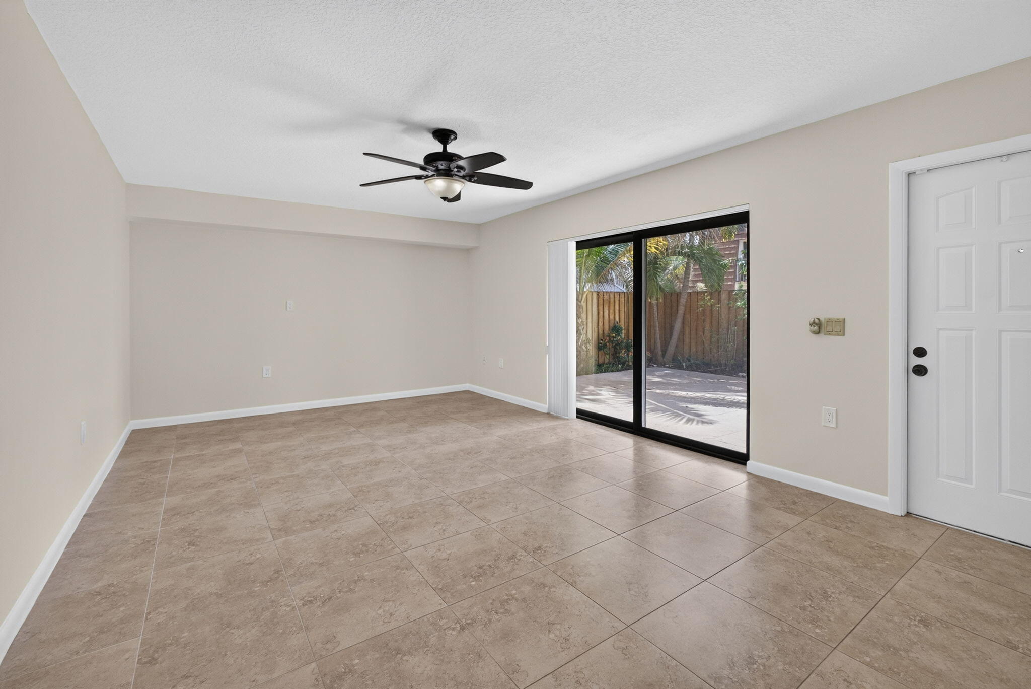 2715 27th Court