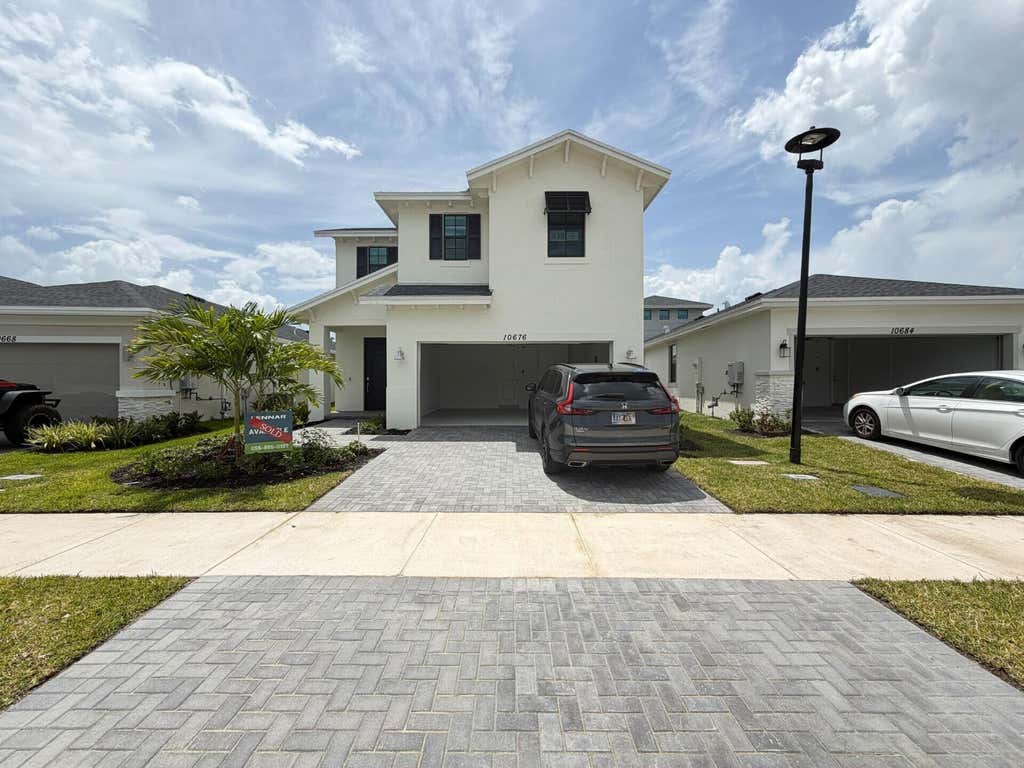 Photo of 10676 NW Wilgrove Lane, Port Saint Lucie, FL 34987 (MLS # B26045414)