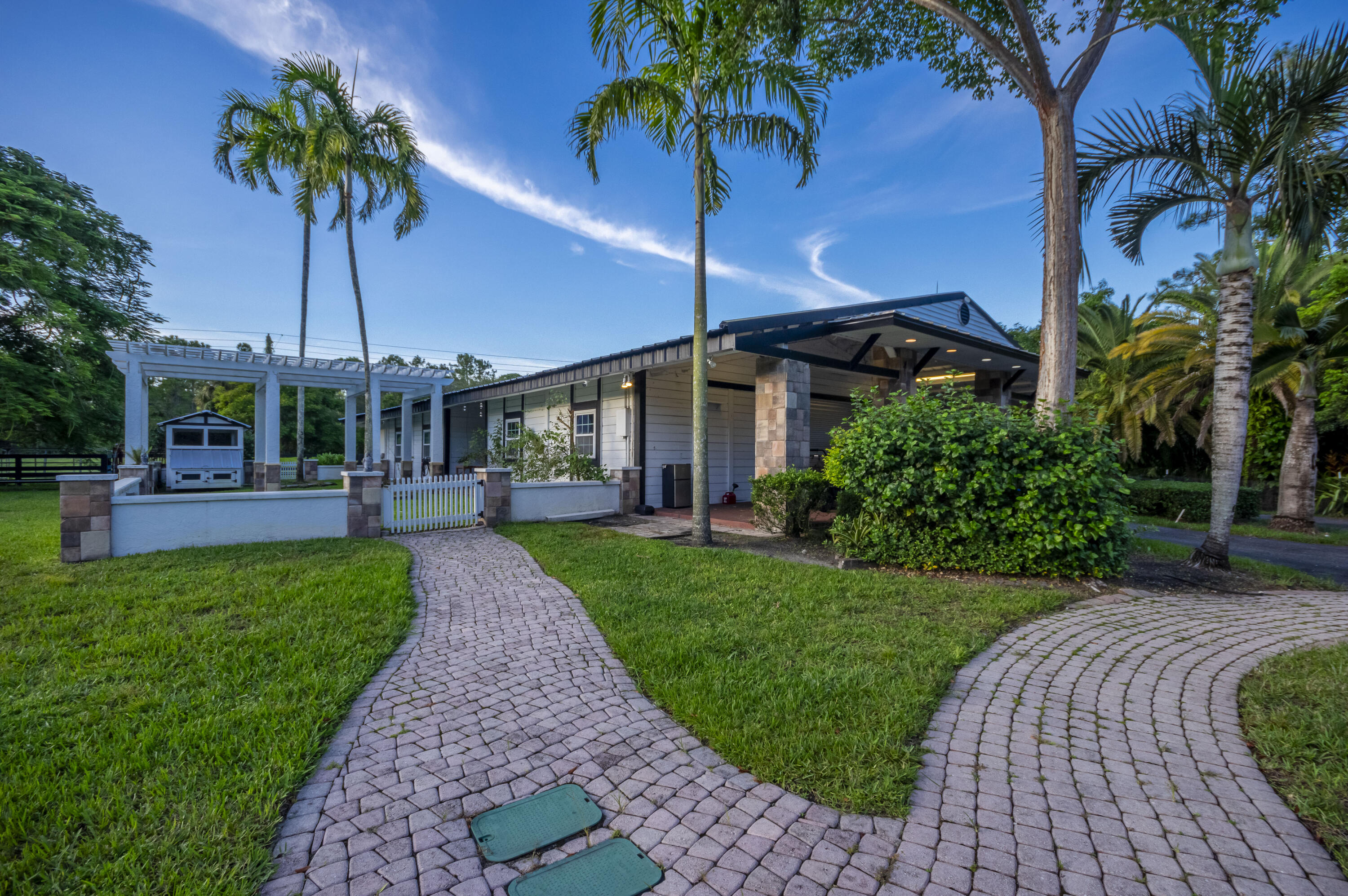 Caloosa - Residential