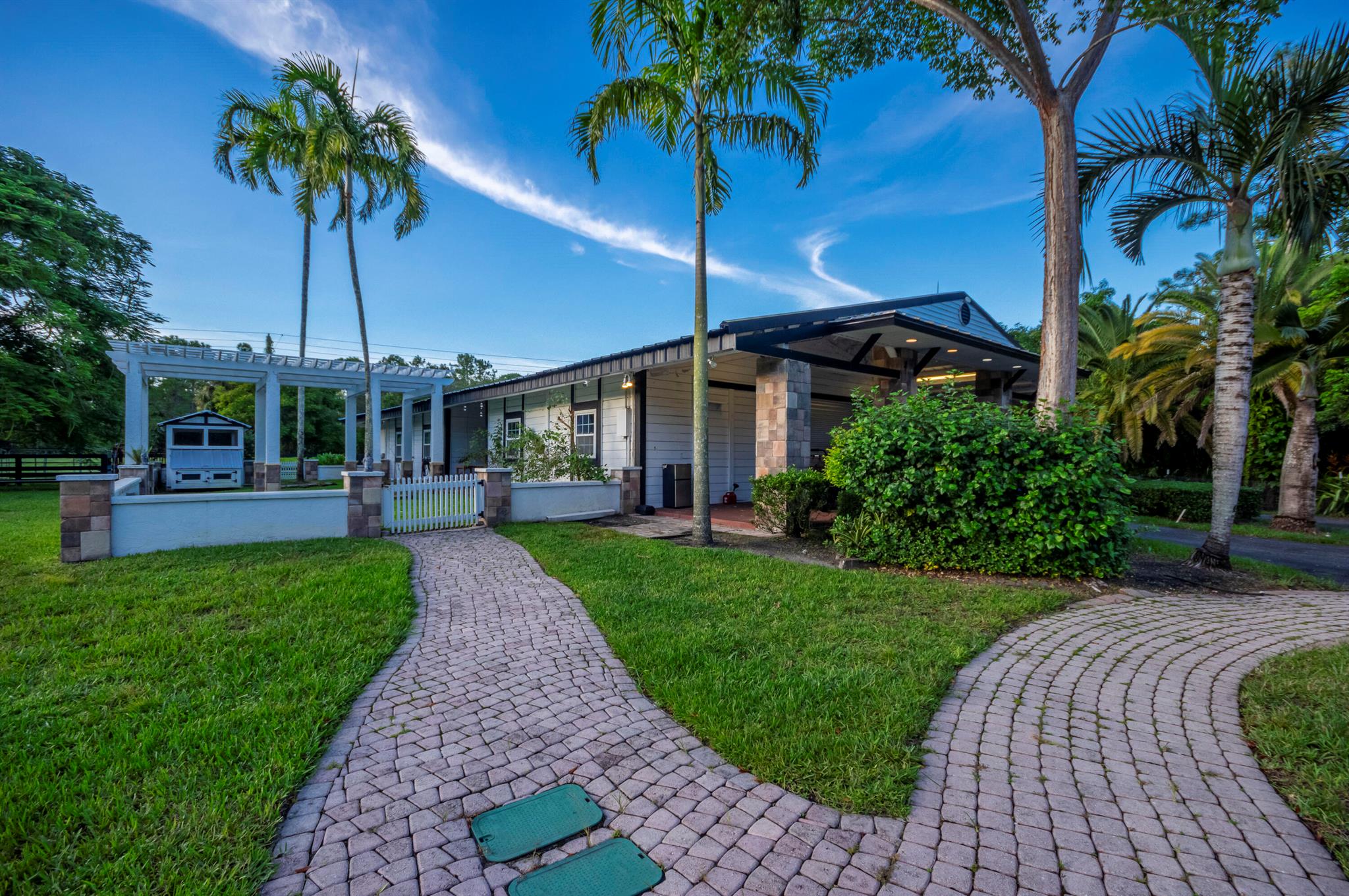 Caloosa - Residential