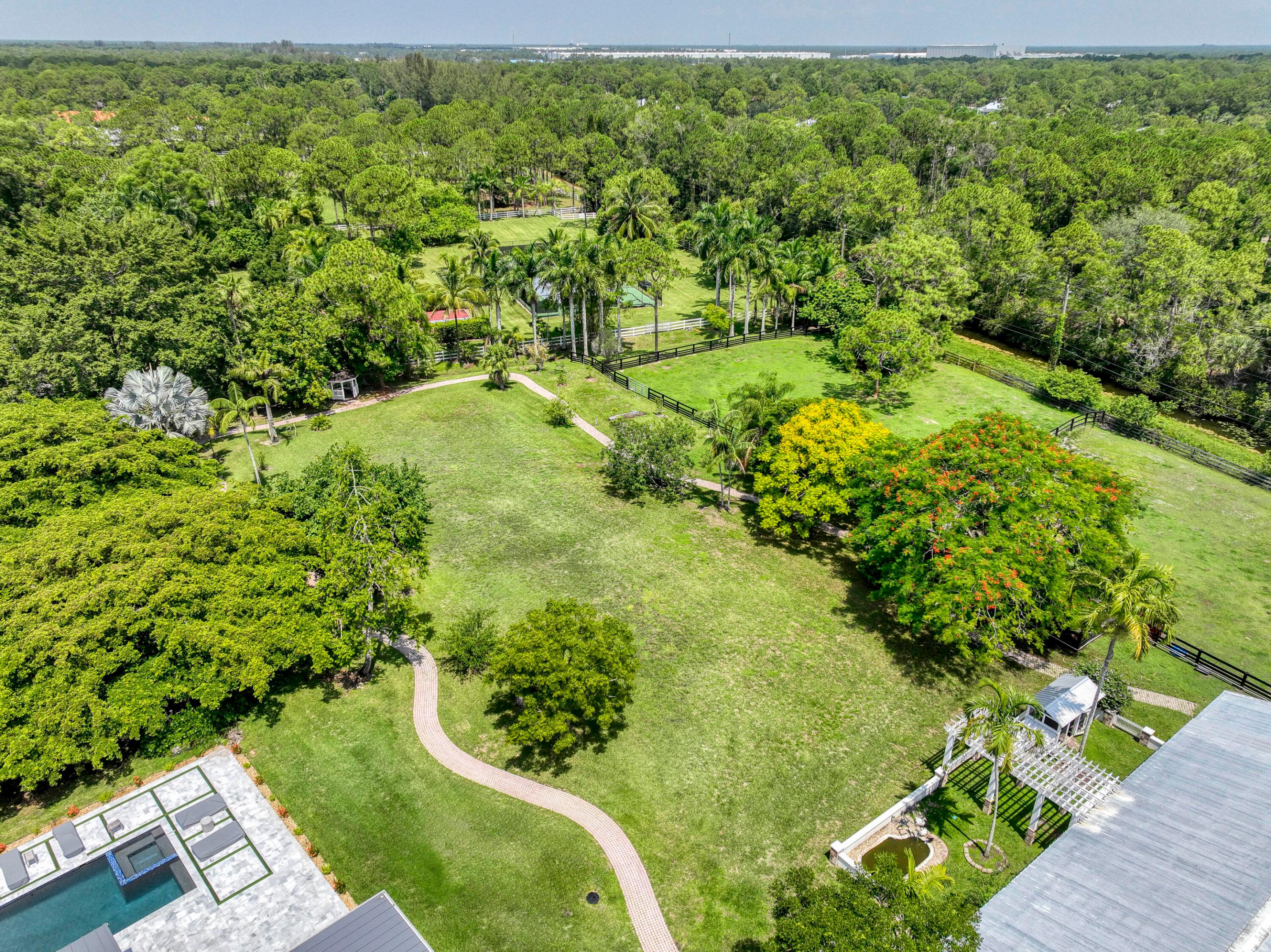 Caloosa - Residential