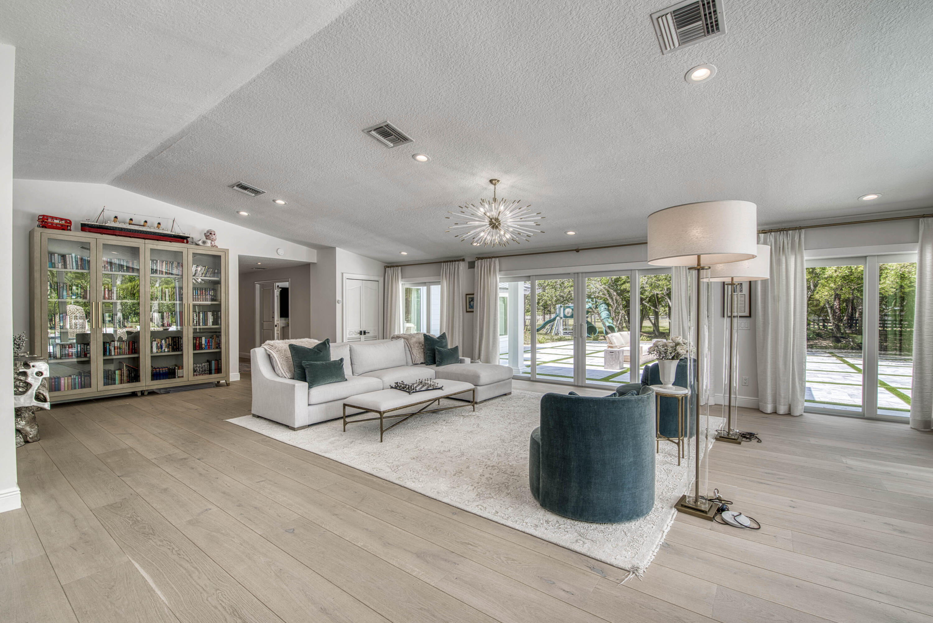 Caloosa - Residential