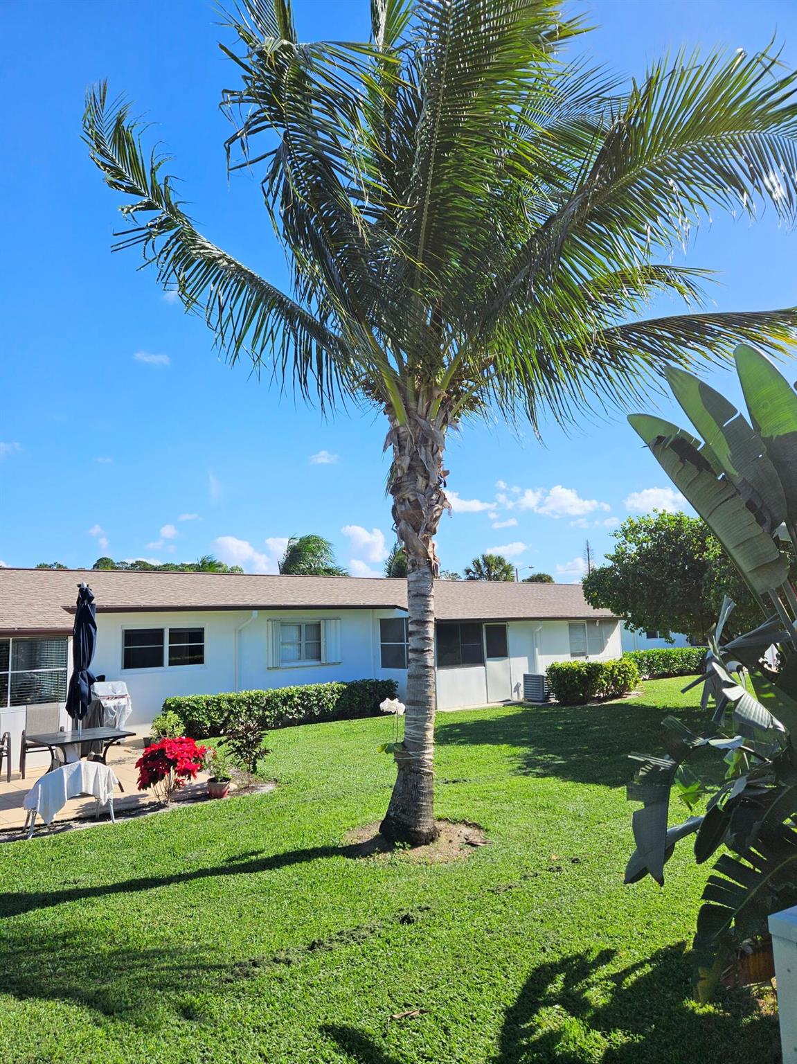 CRESTHAVEN VILLAS CONDO 1 - Residential