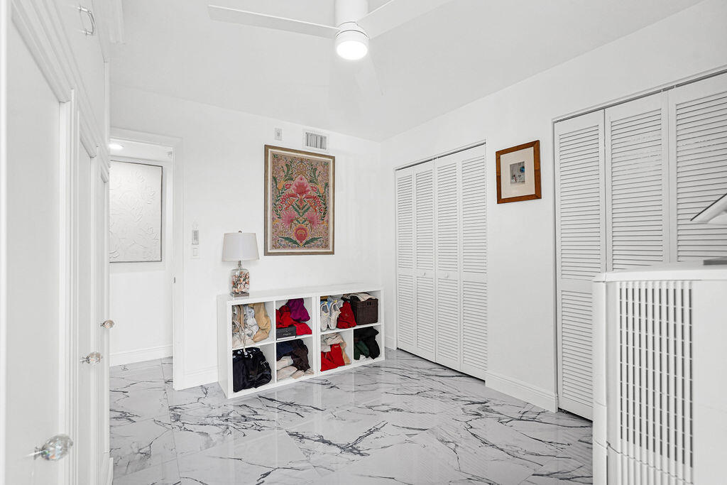 RIVER REACH CONDOMINIUM III - Residential