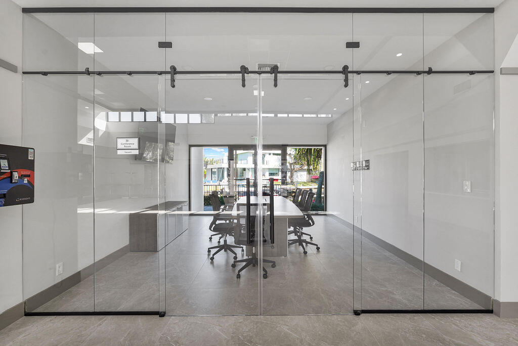 RIVER REACH CONDOMINIUM III - Residential