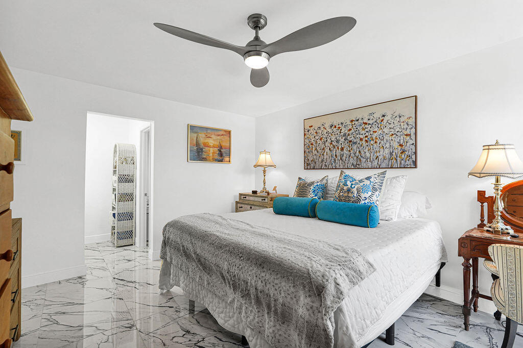 RIVER REACH CONDOMINIUM III - Residential