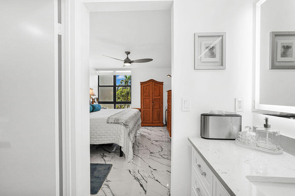 RIVER REACH CONDOMINIUM III - Residential