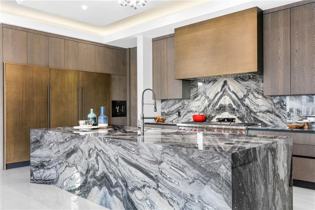 Pelican Isle 21-19 B - Residential