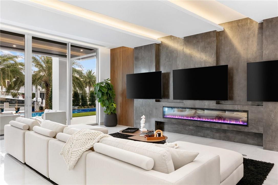 Pelican Isle 21-19 B - Residential