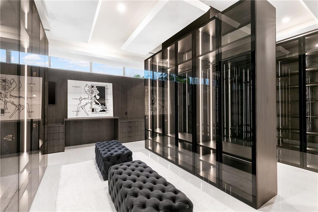 Pelican Isle 21-19 B - Residential