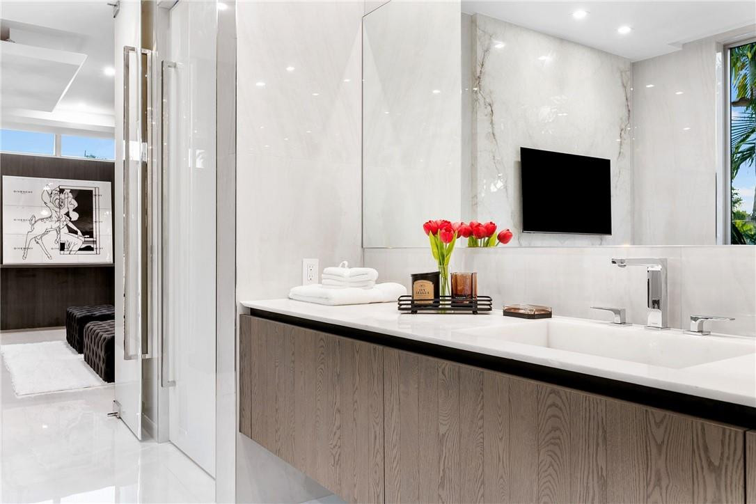 Pelican Isle 21-19 B - Residential