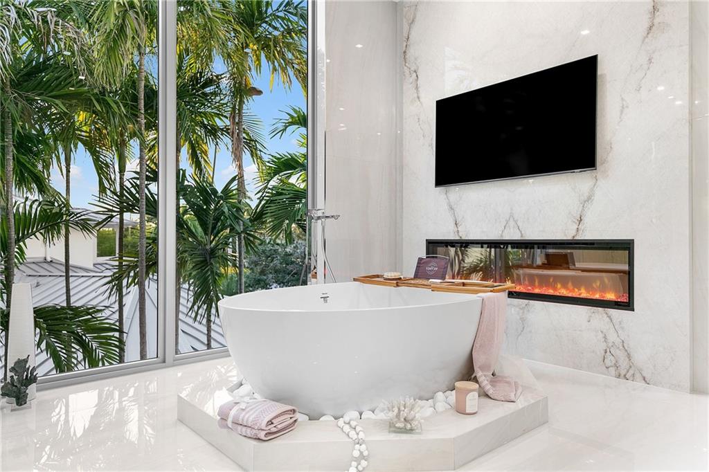 Pelican Isle 21-19 B - Residential