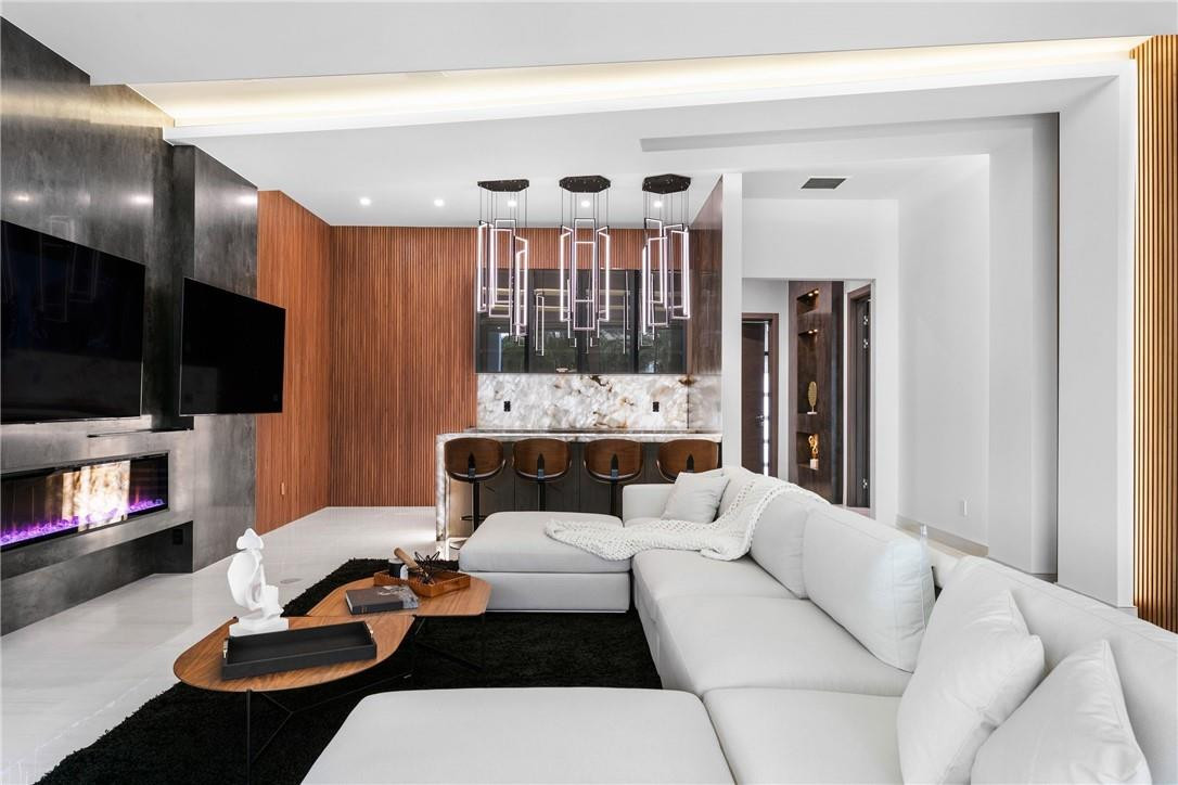 Pelican Isle 21-19 B - Residential