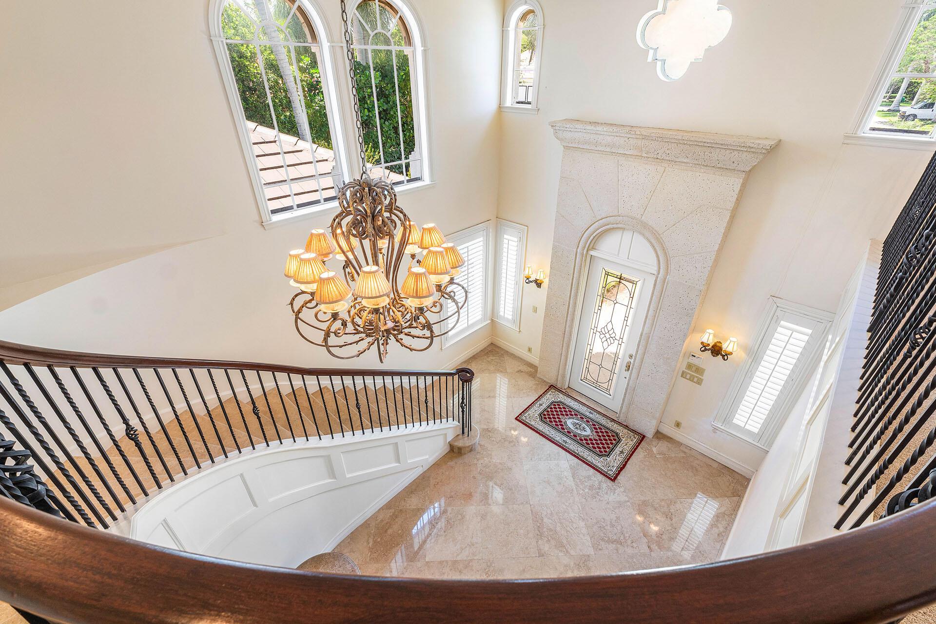 ROYAL PALM YACHT & COUNTR - Residential