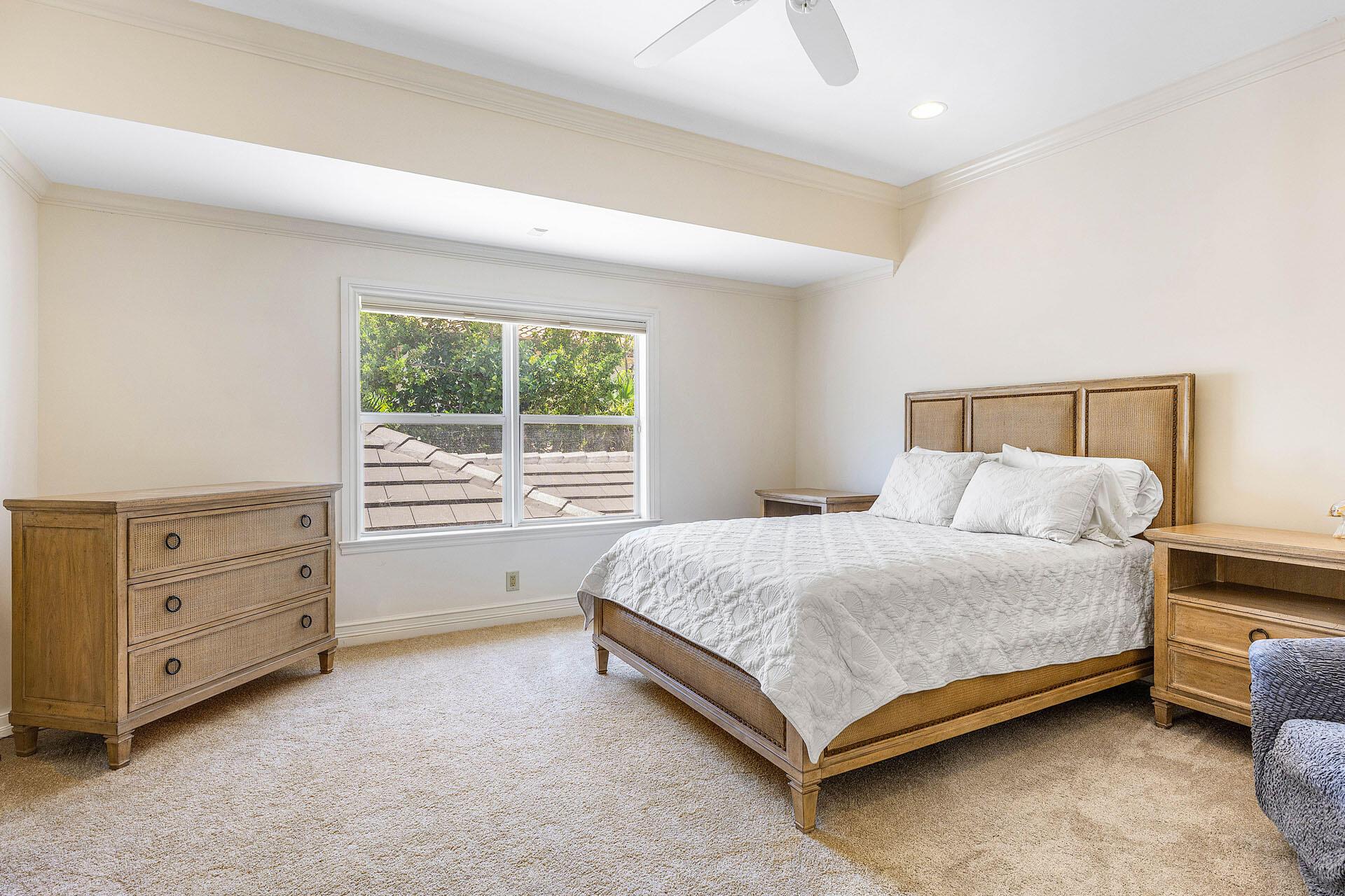 ROYAL PALM YACHT & COUNTR - Residential