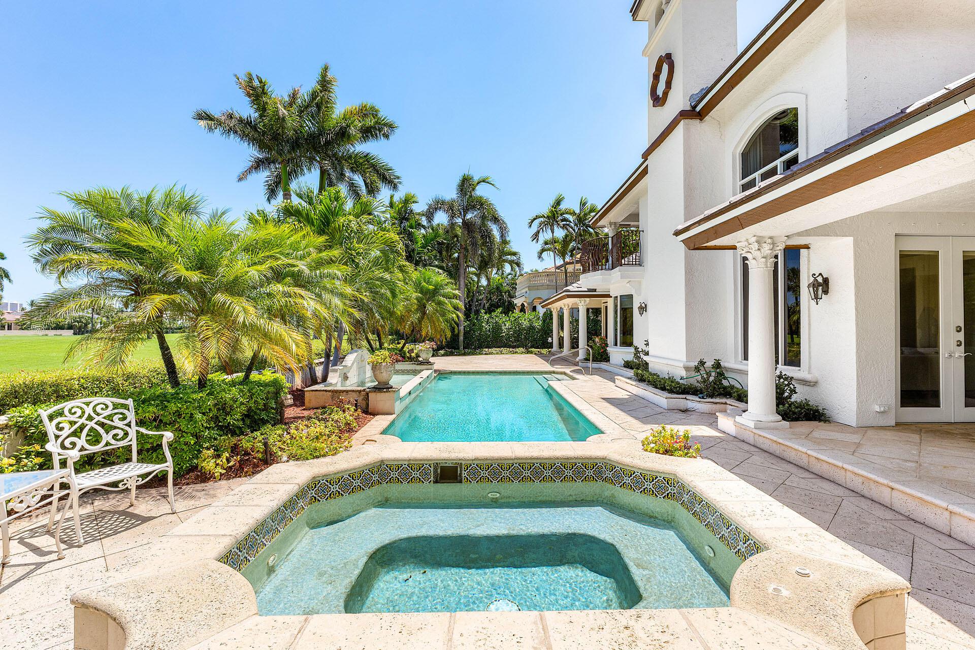 ROYAL PALM YACHT & COUNTR - Residential