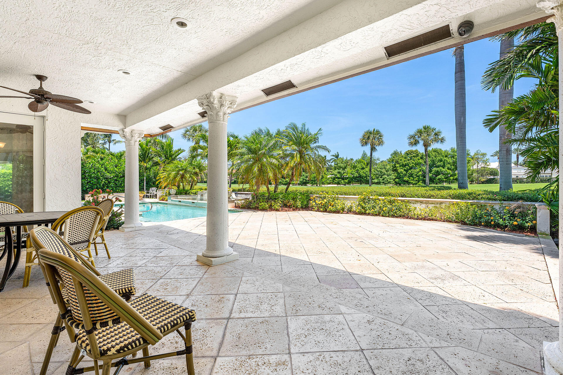 ROYAL PALM YACHT & COUNTRY CLUB - Residential