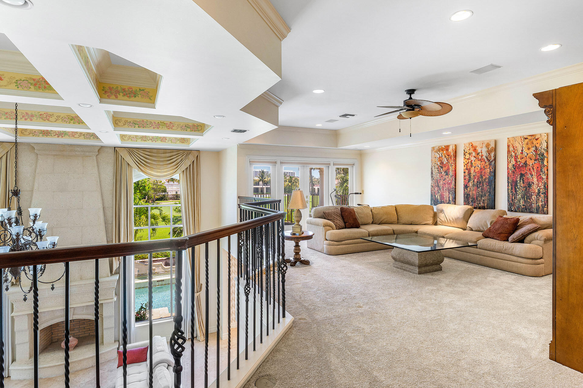 ROYAL PALM YACHT & COUNTRY CLUB - Residential