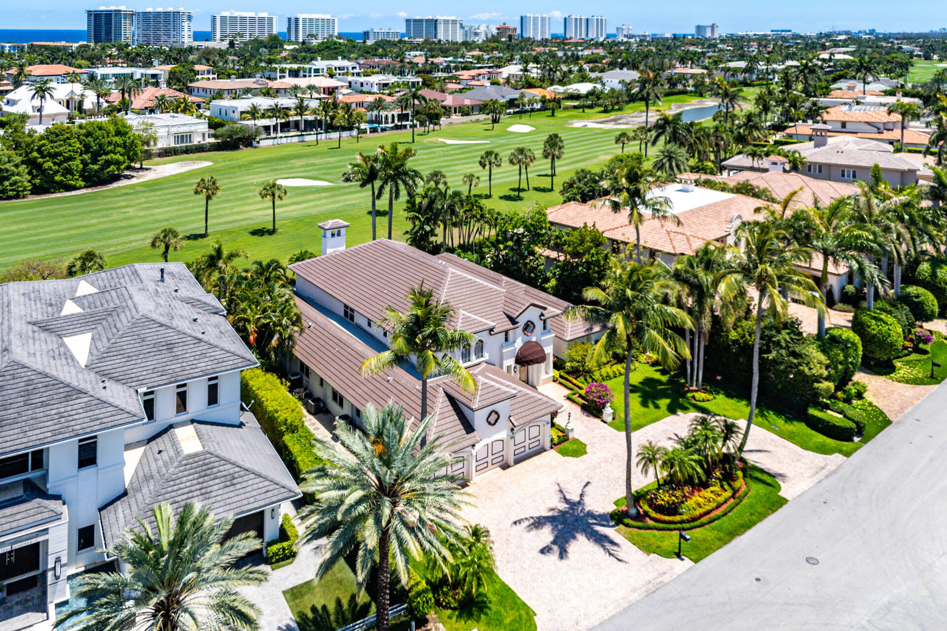 ROYAL PALM YACHT & COUNTRY CLUB - Residential