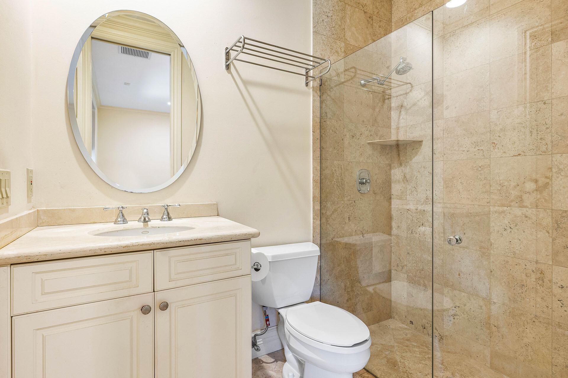 ROYAL PALM YACHT & COUNTR - Residential