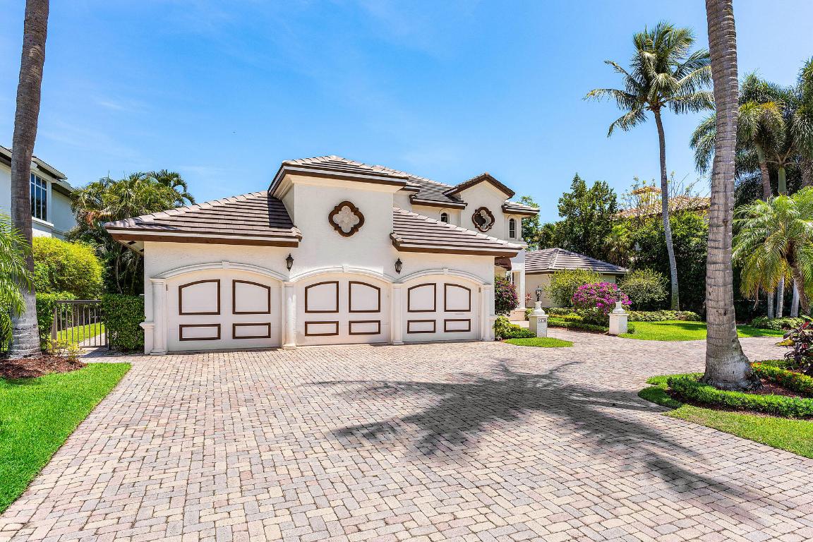 ROYAL PALM YACHT & COUNTRY CLUB - Residential