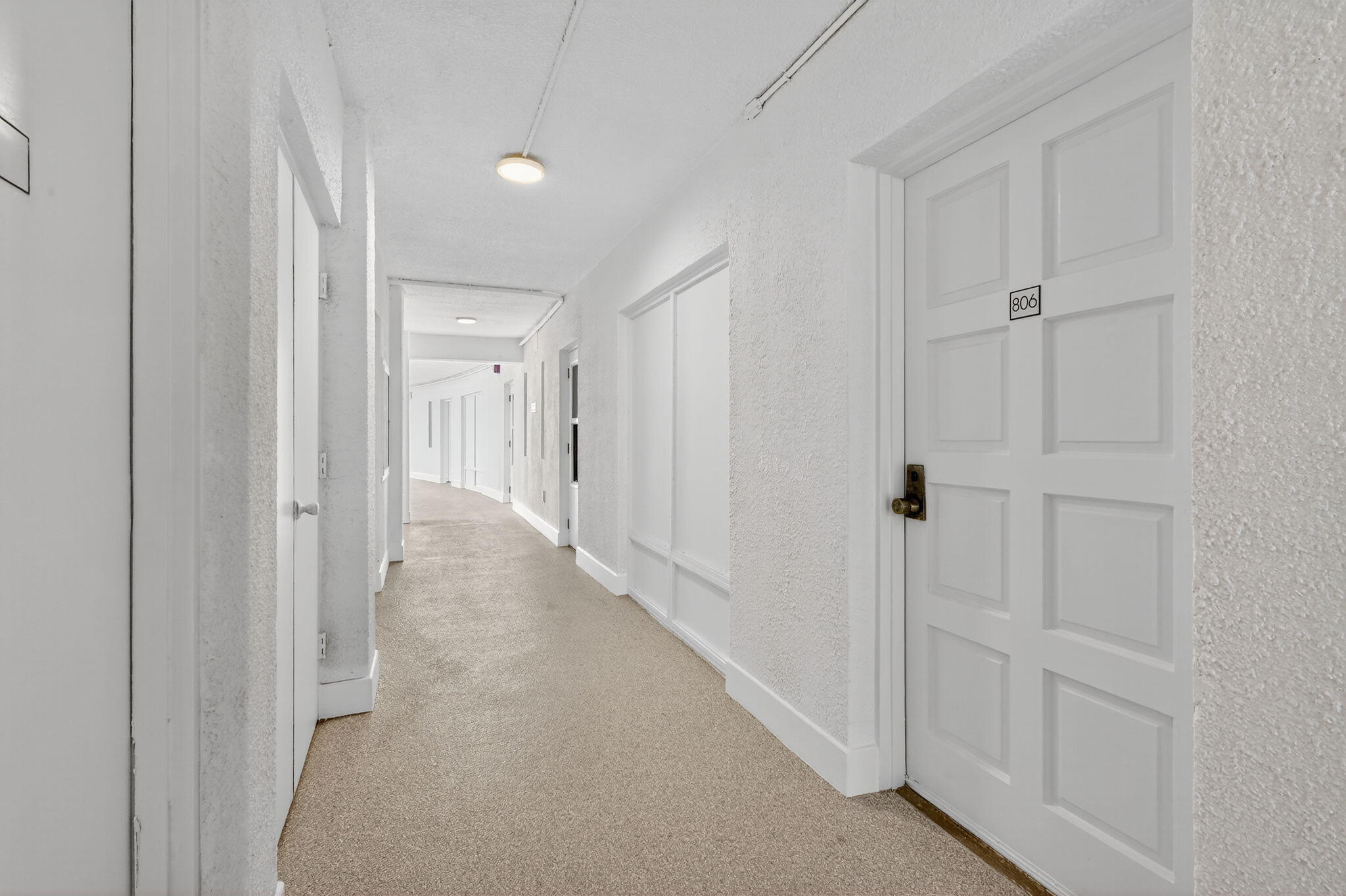 AMBASSADOR II CORP - Residential Lease