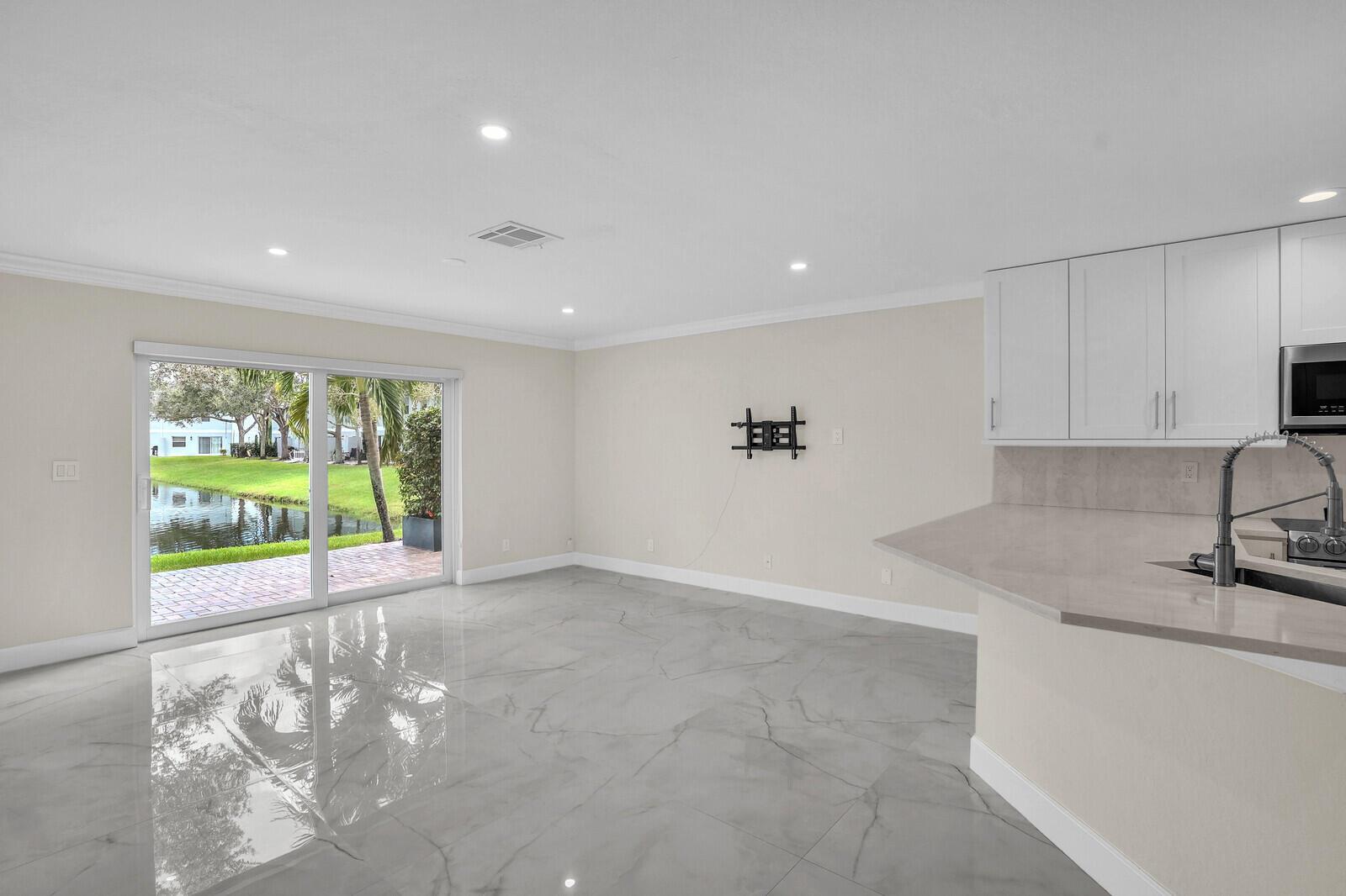 Sierra Palms - Residential Lease