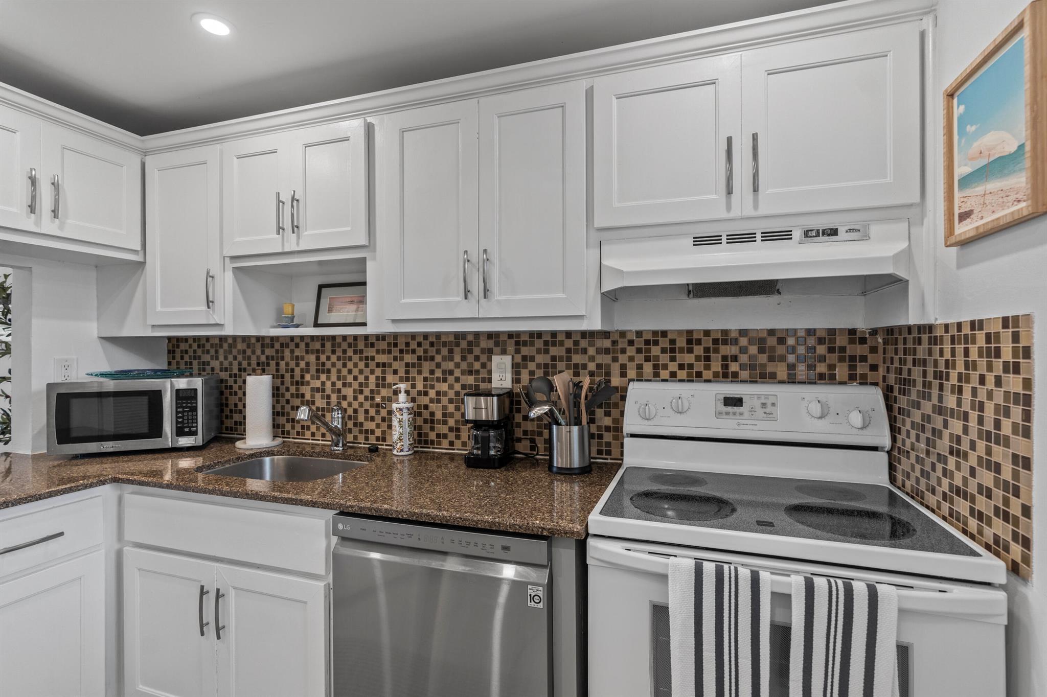 BOCA HOUSE CONDO - Residential Lease