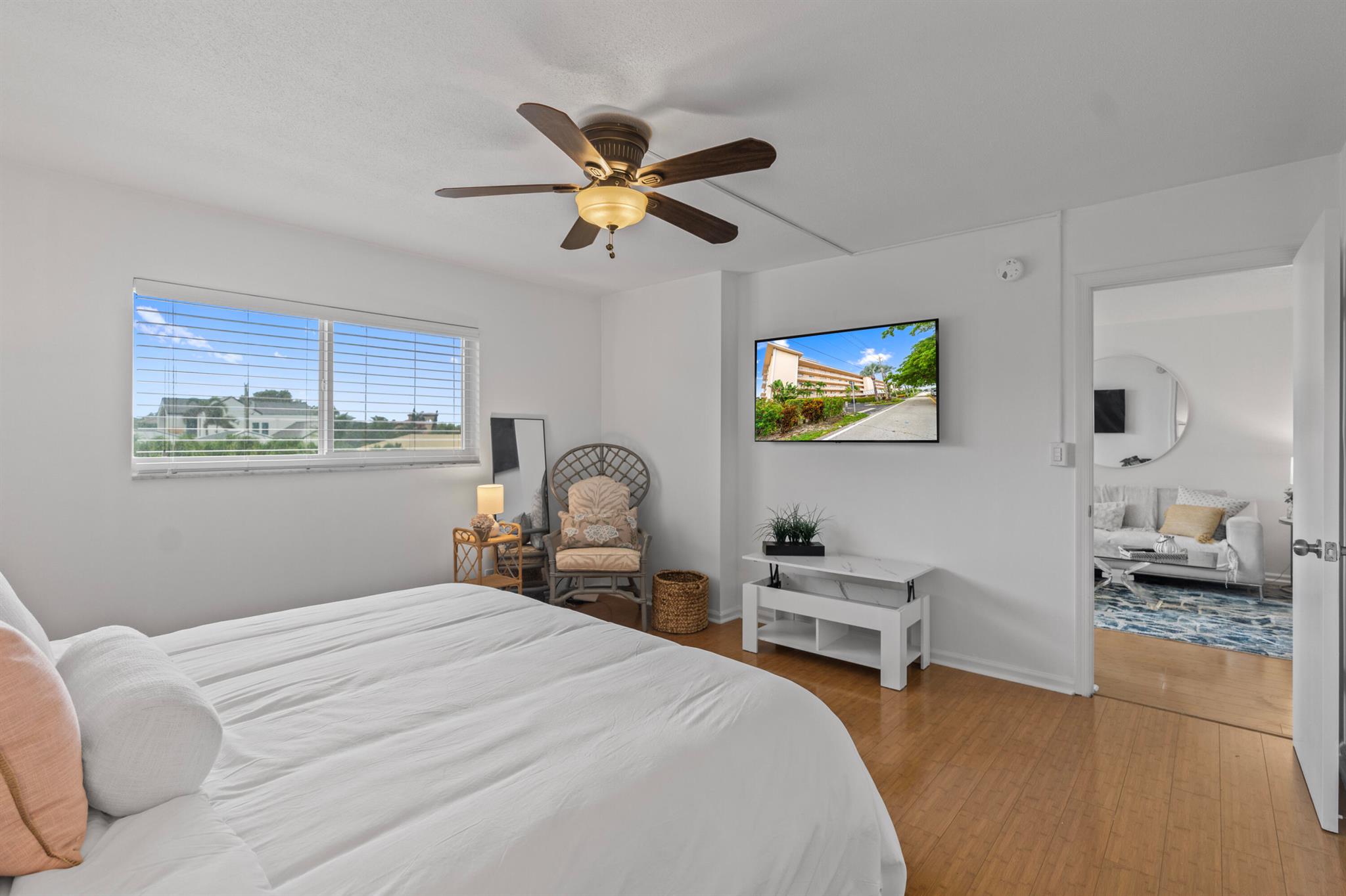 BOCA HOUSE CONDO - Residential Lease