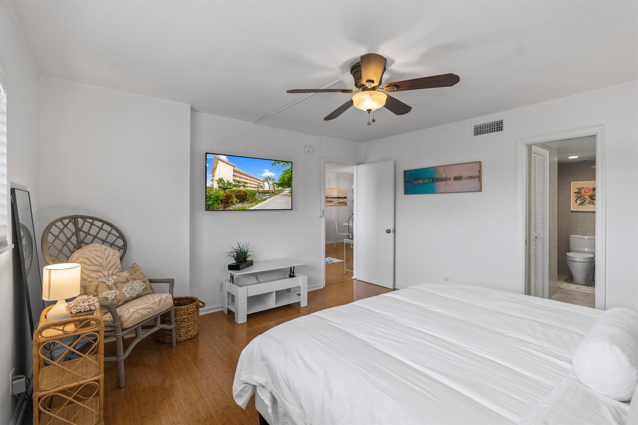 BOCA HOUSE CONDO - Residential Lease