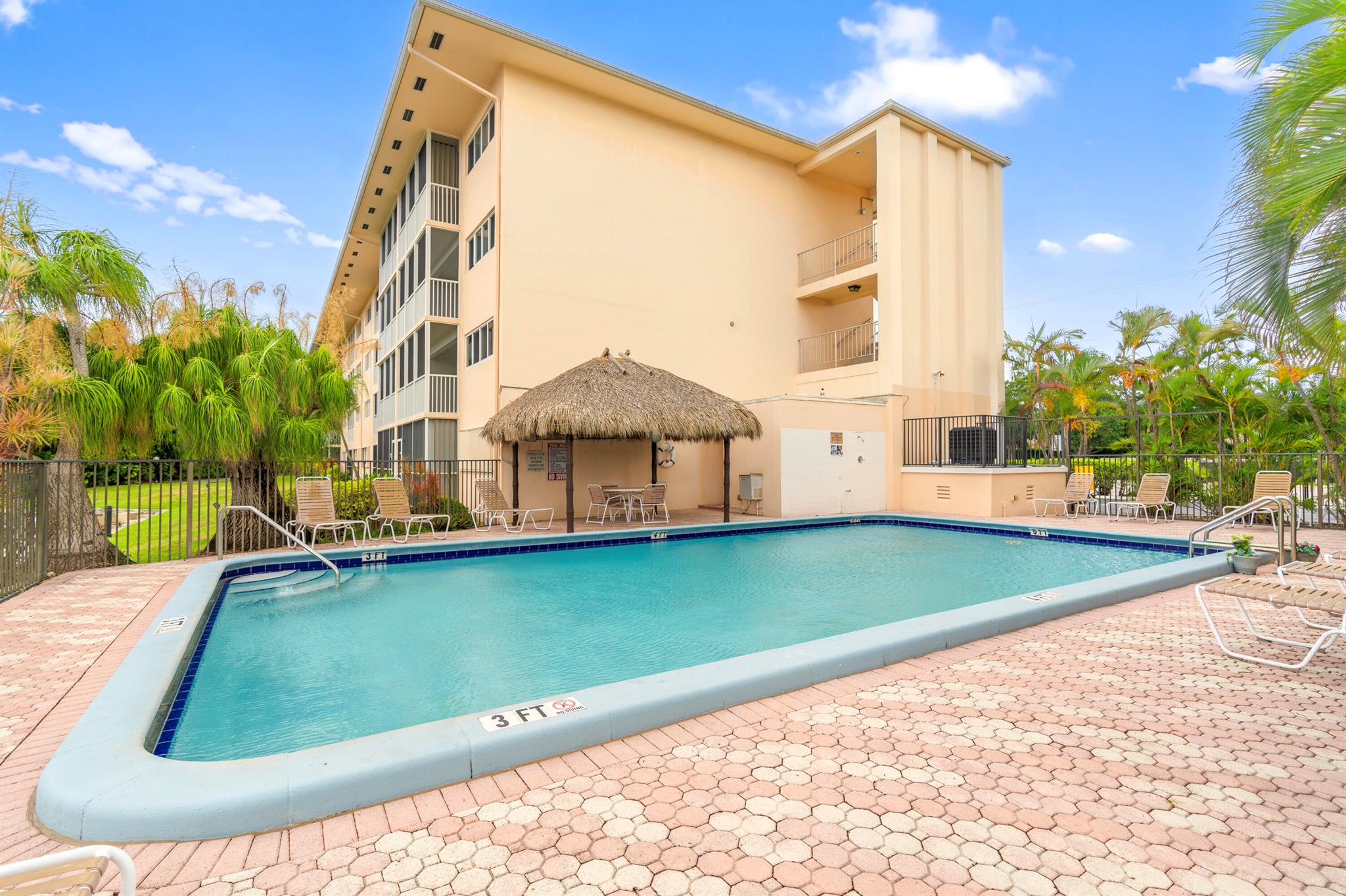 BOCA HOUSE CONDO - Residential Lease