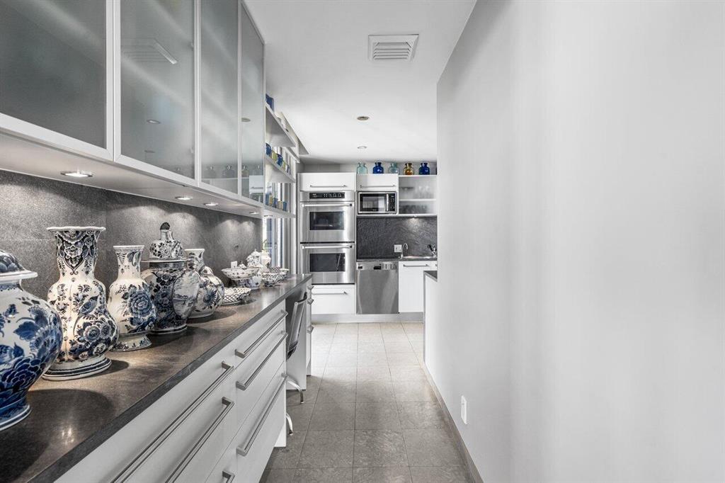 LEVERETT HOUSE CONDO - Residential