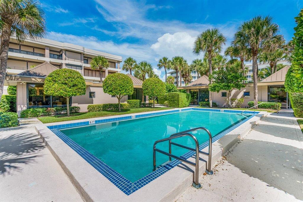 LEVERETT HOUSE CONDO - Residential