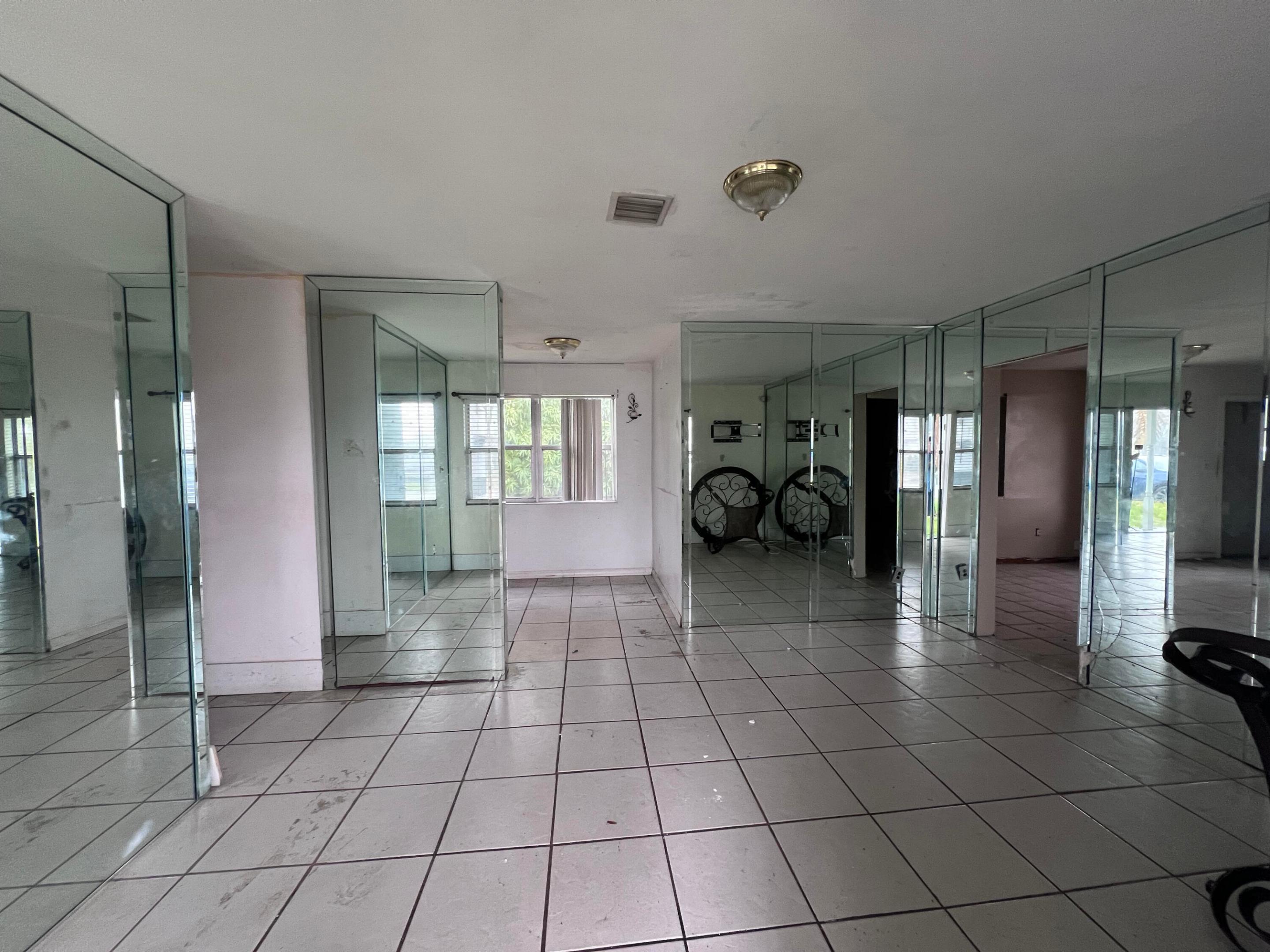 POMPANO BEACH HIGHLANDS 8TH SEC - Residential