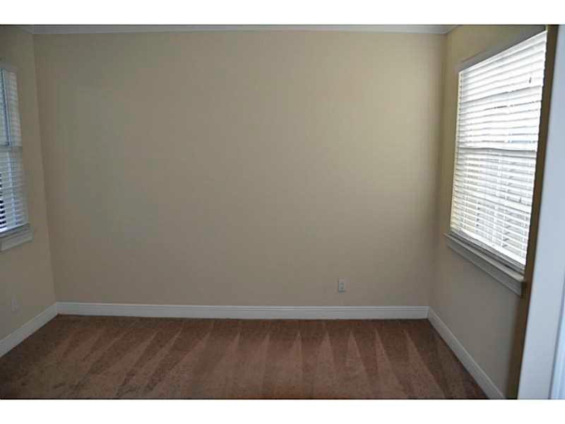 Royal Poinciana - Residential Lease