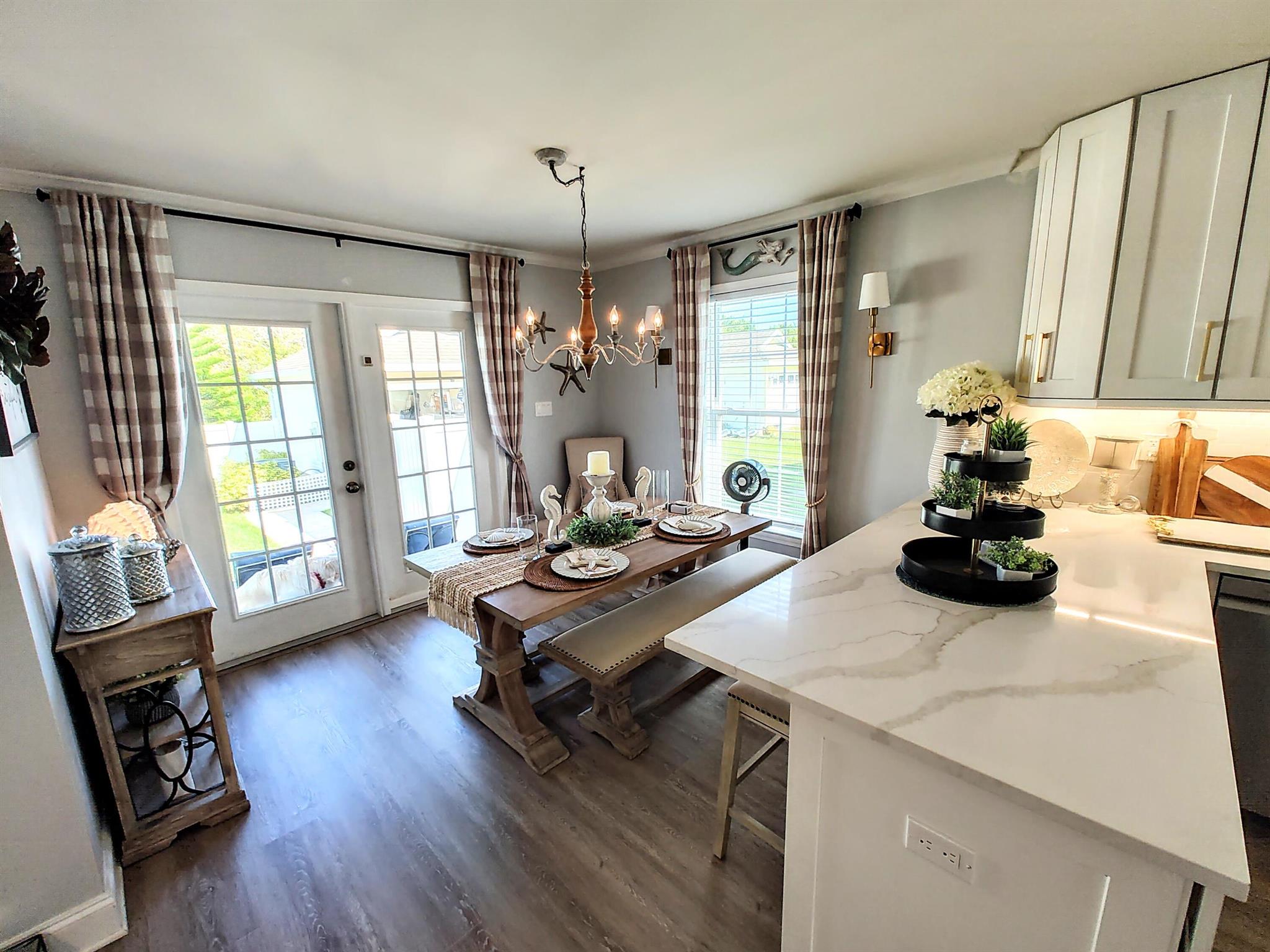 Magnolia Square - Residential