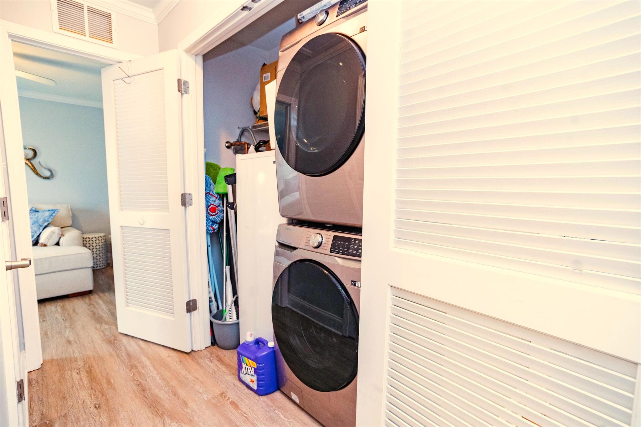 Magnolia Square - Residential