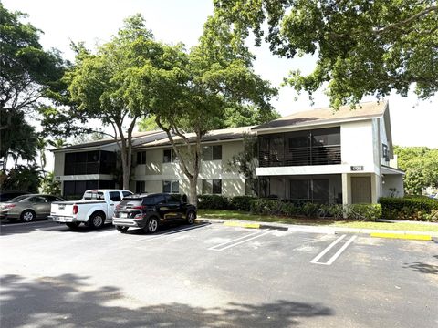 608 Gardens Dr 102 Pompano Beach FL 33069