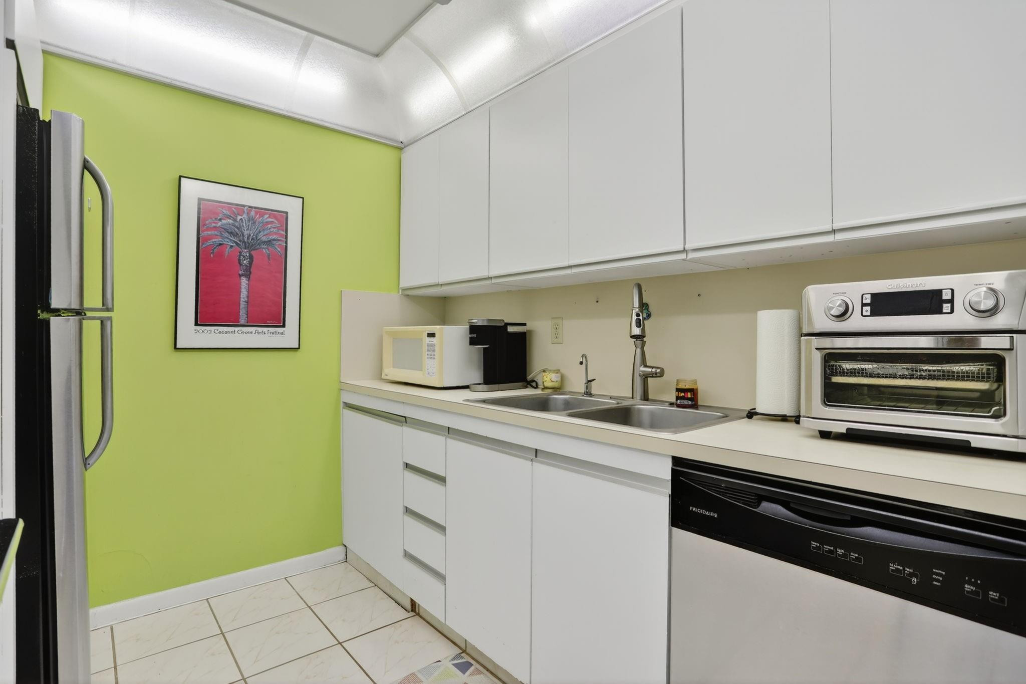 WYNMOOR VILLAGE - Residential