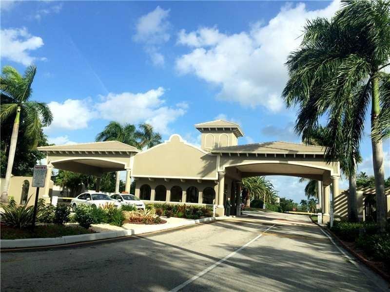 WYNMOOR VILLAGE - Residential