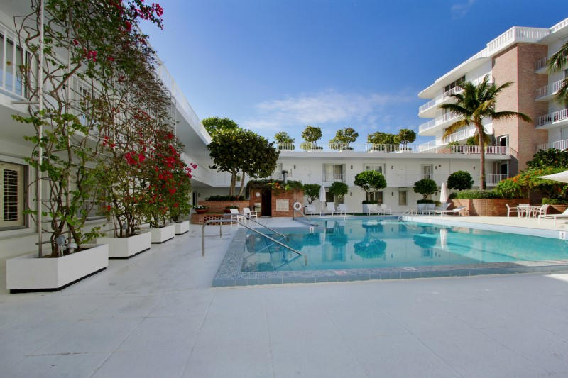 Winthrop House - Residential