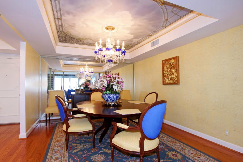 Winthrop House - Residential