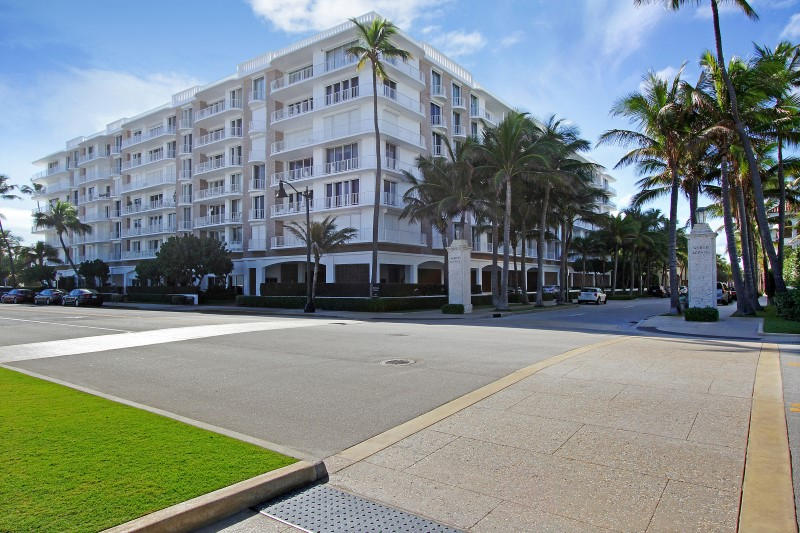 Winthrop House - Residential